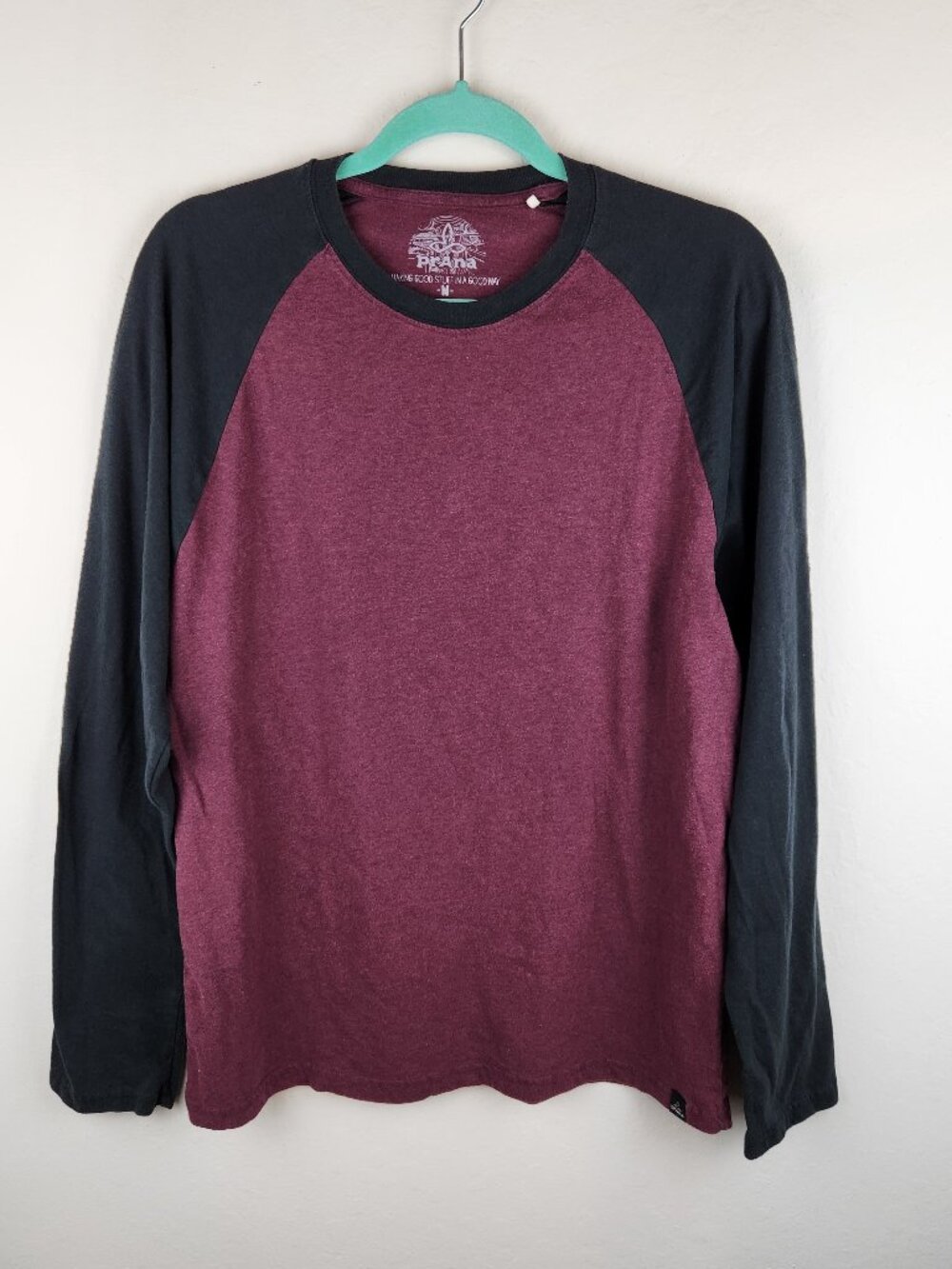 Prana Maroon Black Baseball Raglan Long Sleeve Tee sz M